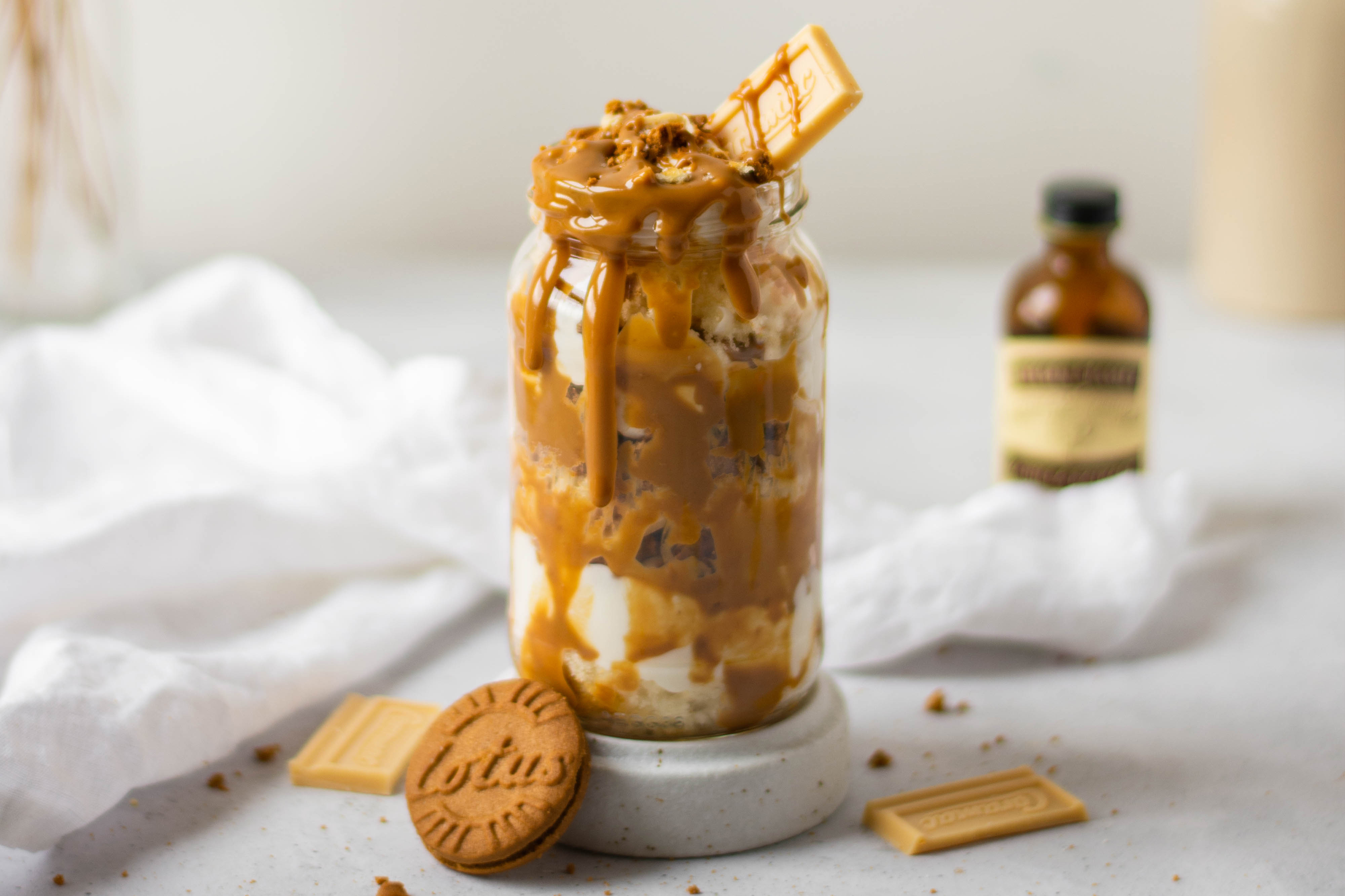 Biscoff Caramac Cake Jar Recipe